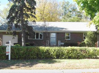 71 Magnolia Rd, Iselin, NJ 08830