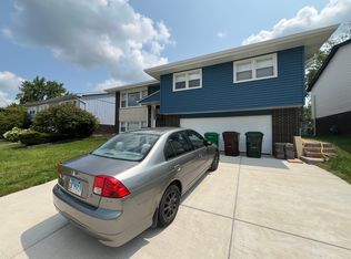 16325 66th Ave, Tinley Park, IL