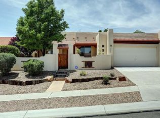 8020 Basalt Ave NW, Albuquerque, NM 87120