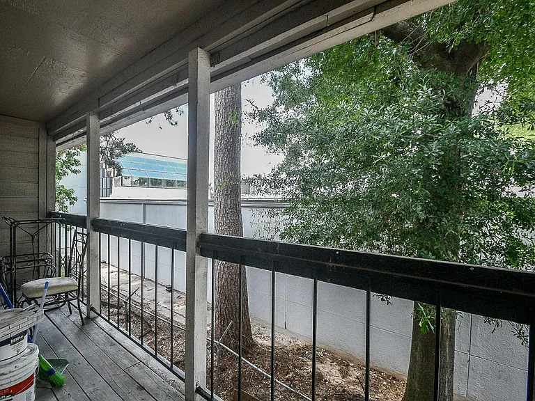 17331 Red Oak Dr #24 — Photo 17