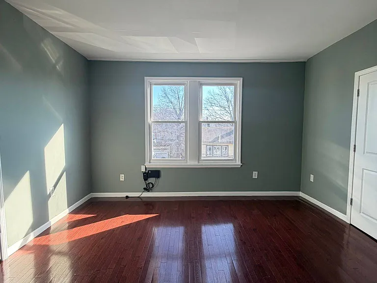 113 Isabella Ave #3 — Photo 3