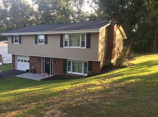15403 Camelot Ct SW, Cresaptown, MD 21502