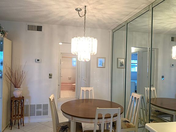 5th image of 224 Hibiscus Ave APT 351