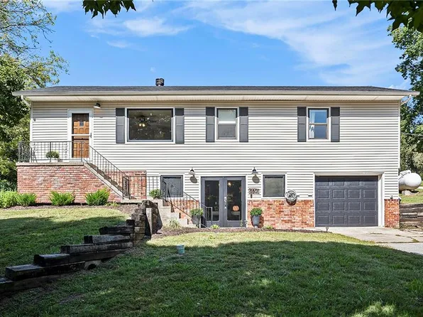 5501 N Lucerne Ave, Kansas City, MO 64151