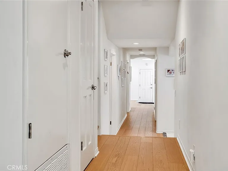 1021 Avenue D — Photo 61