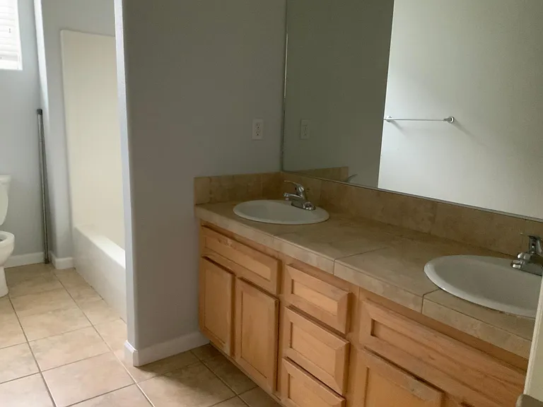 17184 SW Whitley Way — Photo 5