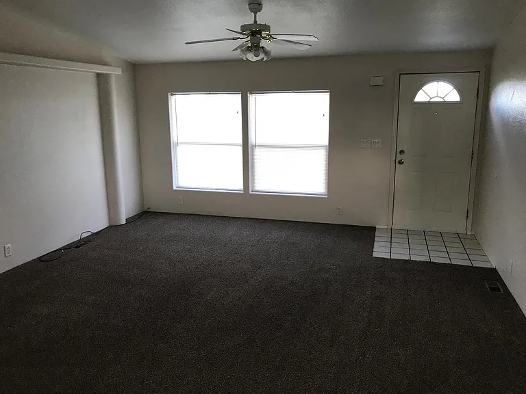 3147 NW 11th Ave — Photo 10