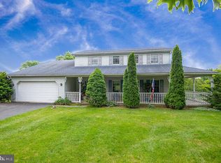 2506 Woodlark Cir, Gilbertsville, PA 19525