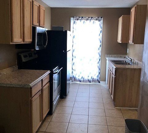 5th image of 5720-5726 Aftonshire St