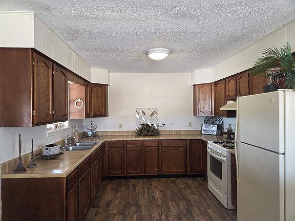 5th image of 1303 22nd St