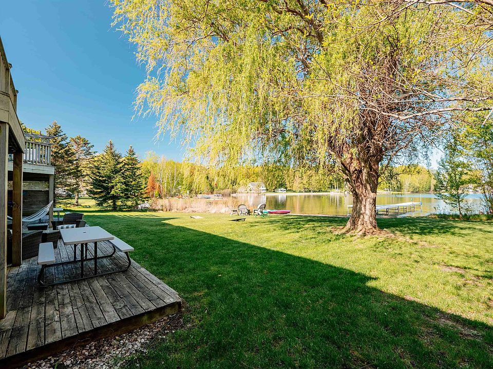 460 S East Silver Lake Rd, Traverse City, MI 49685 Zillow
