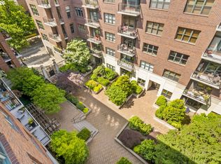 821 NW 11th Ave APT 609, Portland, OR