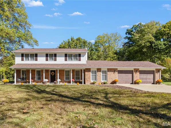 15 Bridlewood Dr, Lake Saint Louis, MO 63367