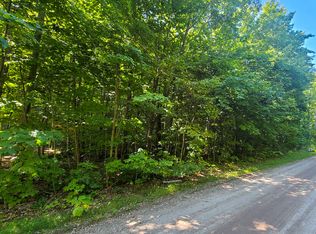 8442 Ridgeview Dr, Cheboygan, MI 49721