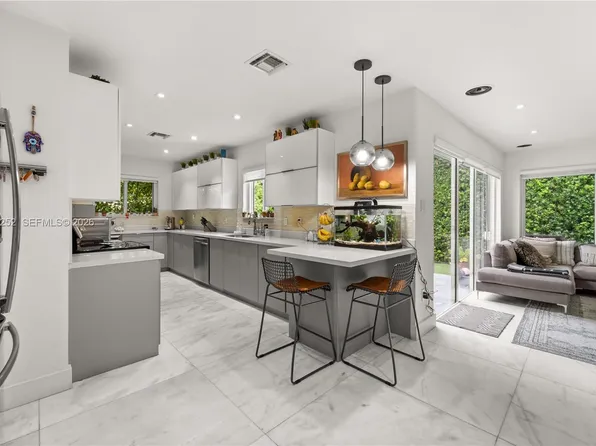 721 Bird Rd, Coral Gables, FL 33146