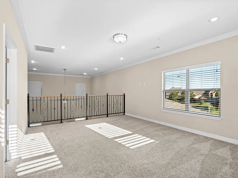 1737 W Broadway Pl — Photo 15