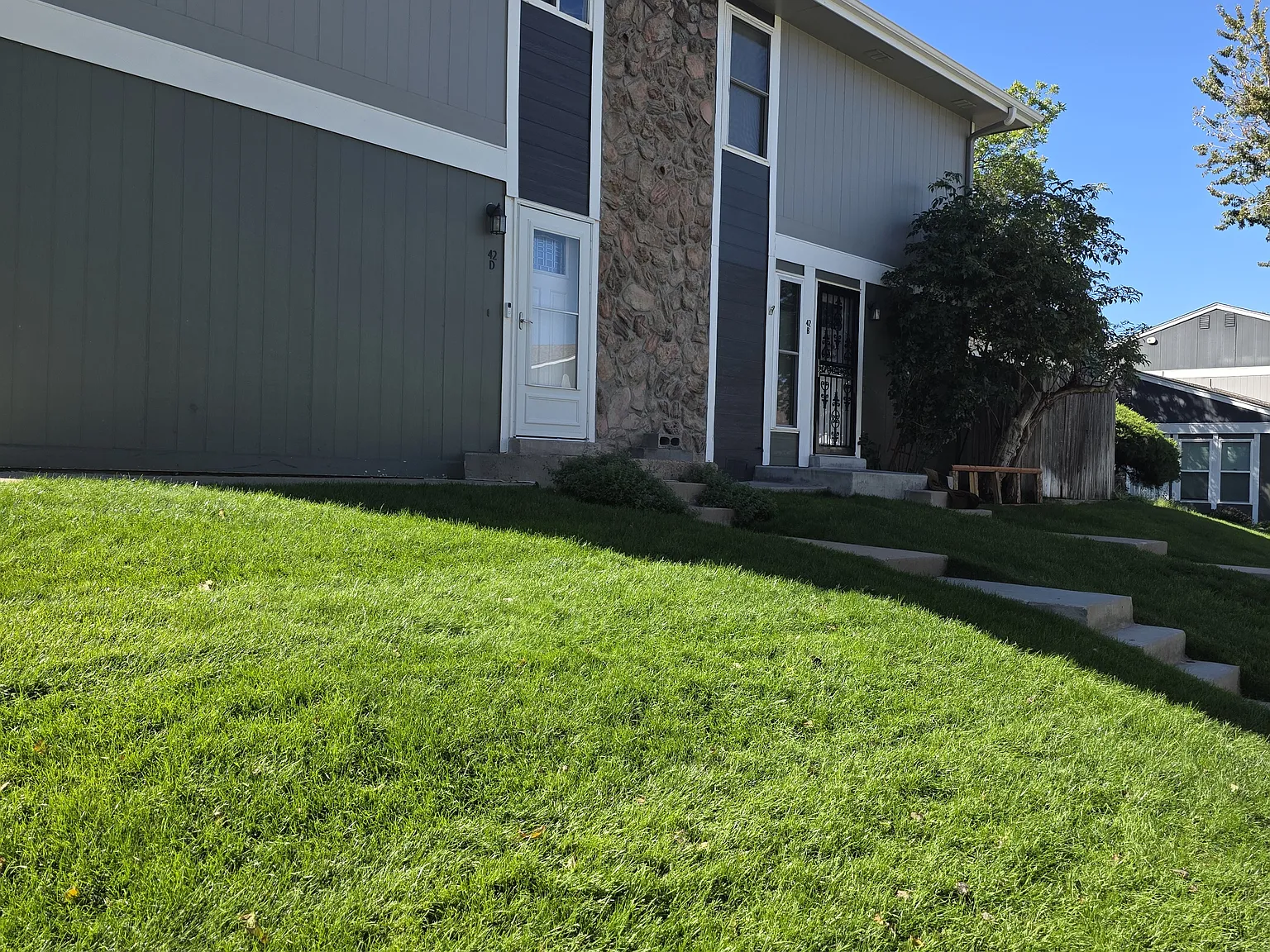 10001 E Evans Ave — Photo 4