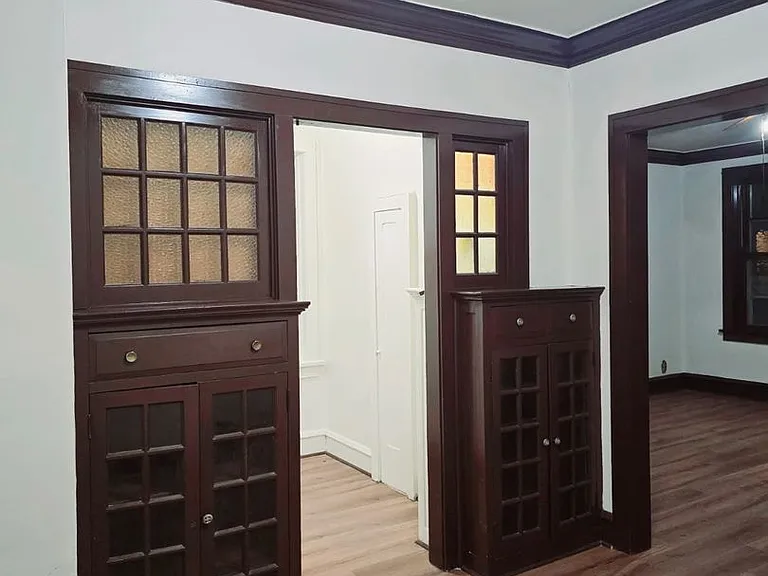 831-833 College Ave - 12 Family (Ace Property) — Photo 5