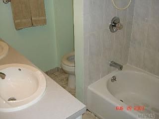 3rd image of 23209 87th Ave