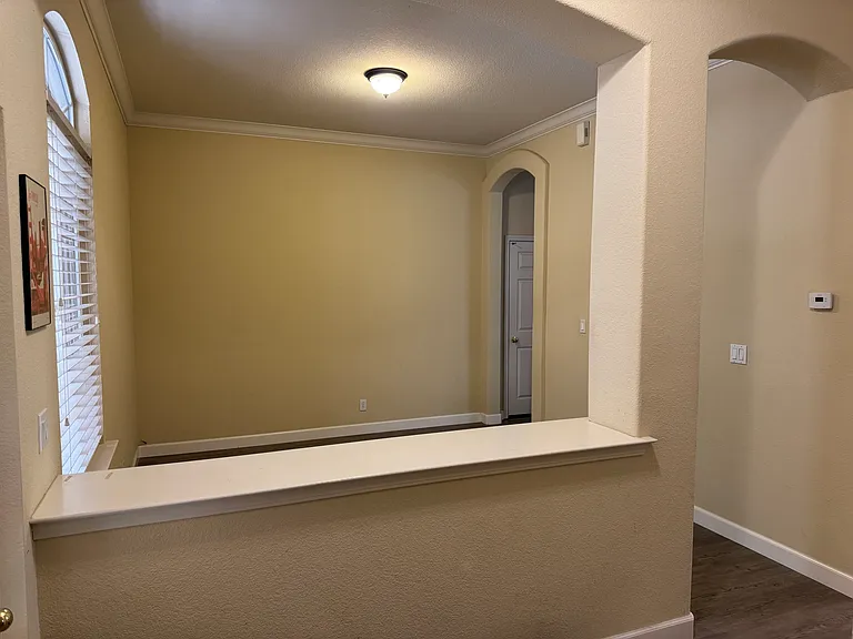 2142 Blackridge Ave — Photo 16