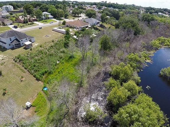 3rd image of 7005 Coral Cove Dr