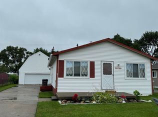 20729 Williamson St, Clinton Township, MI 48035