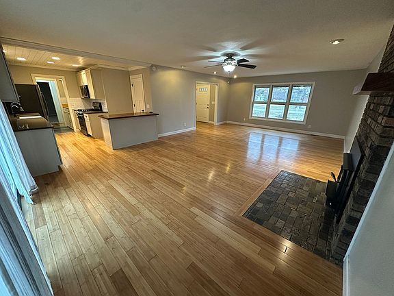 5th image of 3316 Annally Dr