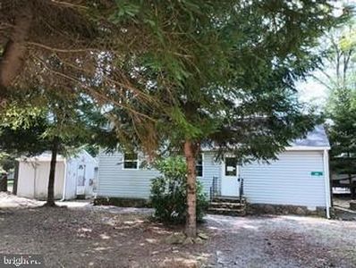 64 Sunburst Locust Dr, Mt Storm, WV, 26739