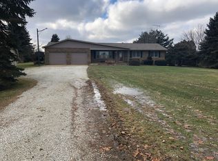 3225 Parks Ave NE, Louisville, OH 44641