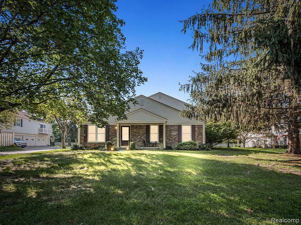 1436 Hidden Meadows Dr E UNIT A, Walled Lake, MI 48390 MLS 20230074100 Zillow