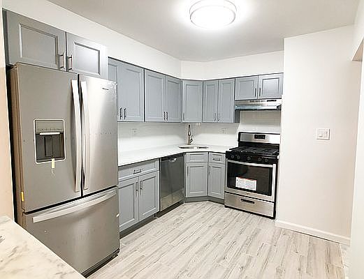 1st image of 21-14 33rd Ave #3R