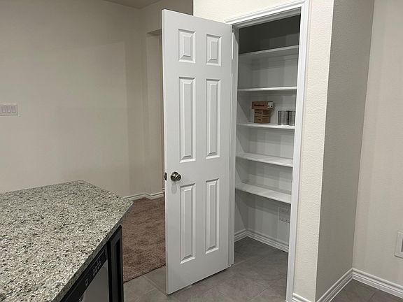 3rd image of 1834 Aslynn Cir