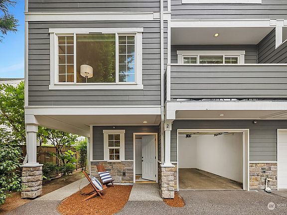 2nd image of 8321 167th Avenue NE #2