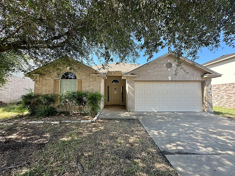 4700 Sydney Harbour Ct — Photo 1