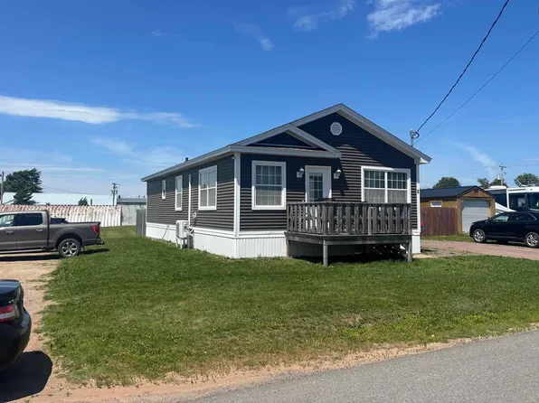 2 Abbott St, Amherst, NS B4H 1T7