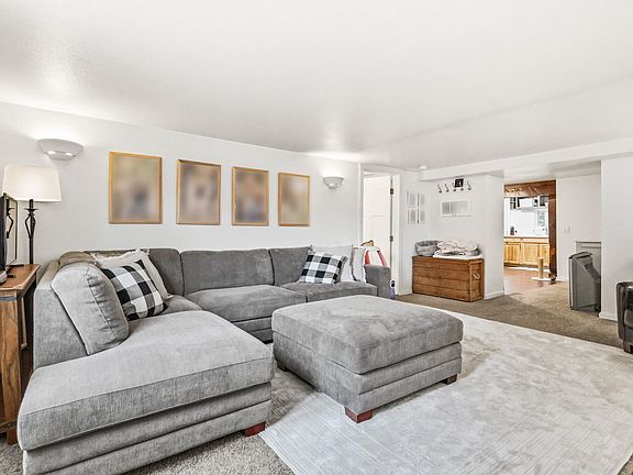 3rd image of 1020 N Tacoma Ave #2