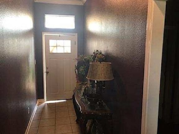 2nd image of 447 Harbor Oaks Dr