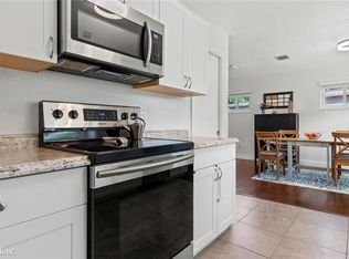 6717R Ralston Beach Cir, Tampa, FL 33614