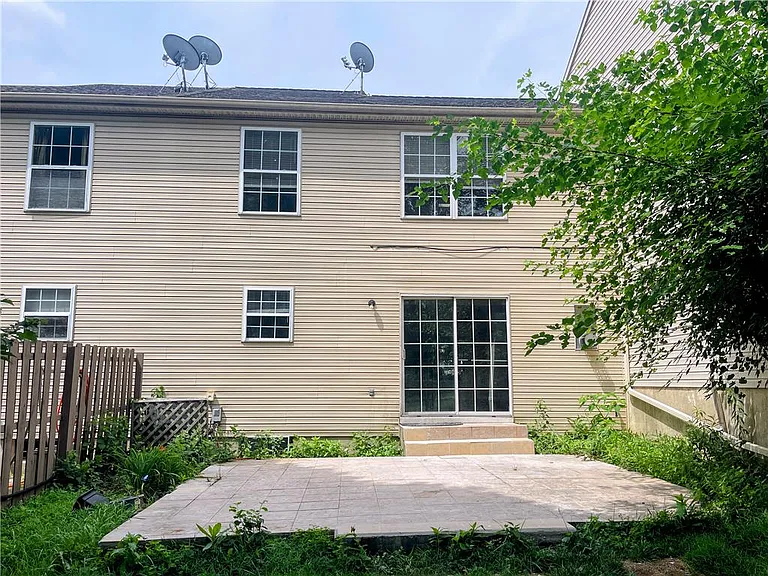 475 Celandine Dr — Photo 7