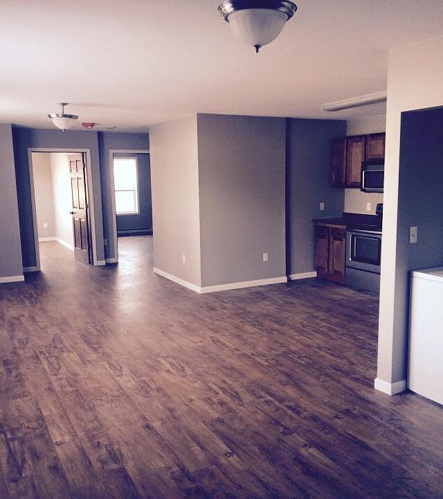 2nd image of 913 E Vernon Ave APT 6