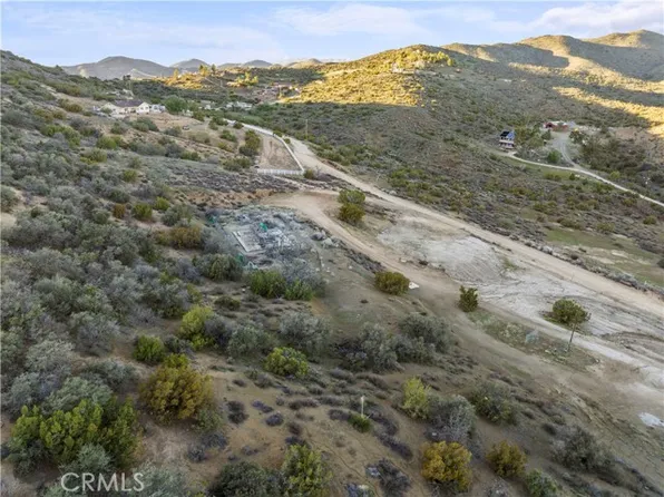 5912 Hubbard Road, Acton, CA 93510
