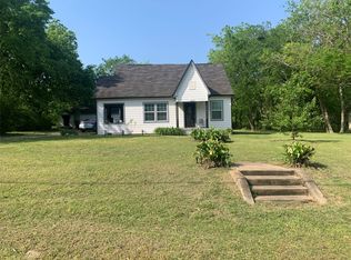 622 Canton Ave, Wills Point, TX 75169