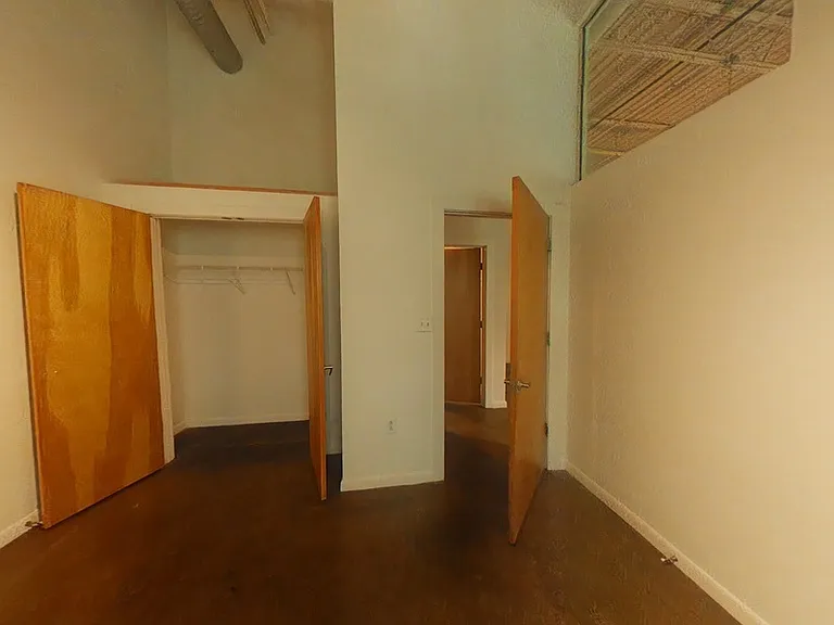 1101 W Marshall St #126 — Photo 9