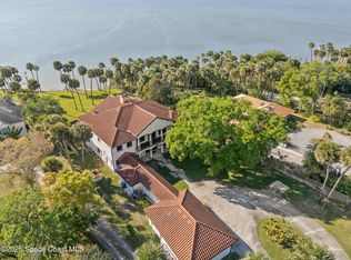 401 Holman Rd, Cape Canaveral, FL 32920