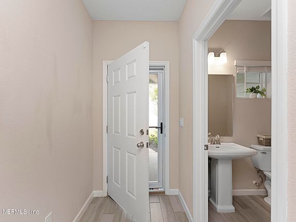 5th image of 10365 ALDER CREEK Lane