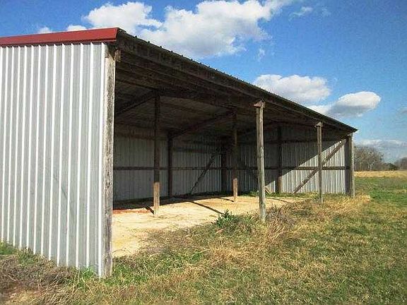 barn