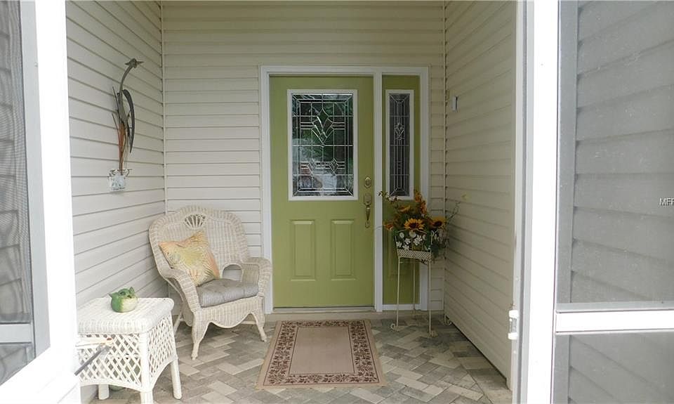 1st image of 25316 River Crest Dr