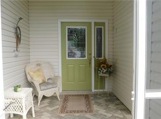 25316 River Crest Dr, Leesburg, FL 34748