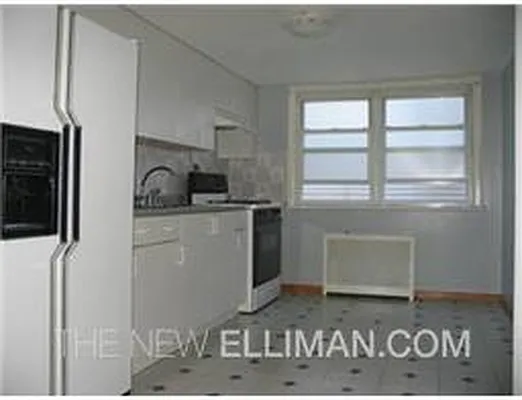 Rented by Douglas Elliman | media 8