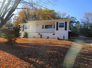 306 W Outer Dr, Oak Ridge, TN 37830